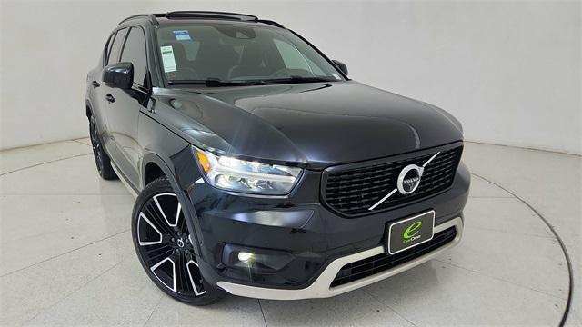 used 2021 Volvo XC40 car, priced at $22,977