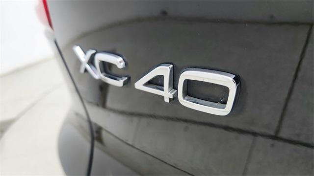 used 2021 Volvo XC40 car, priced at $22,977