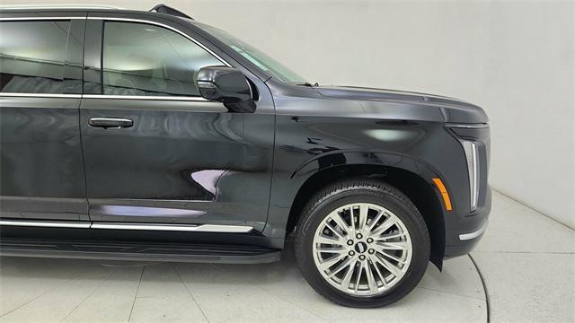 used 2025 Cadillac Escalade ESV car, priced at $99,850