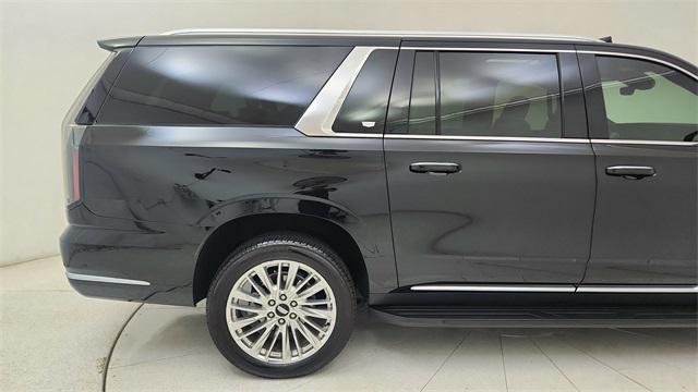 used 2025 Cadillac Escalade ESV car, priced at $99,850