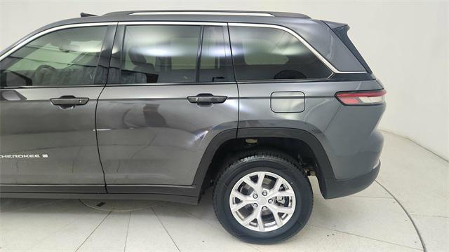 used 2022 Jeep Grand Cherokee car, priced at $29,477