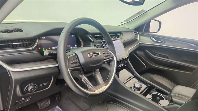 used 2022 Jeep Grand Cherokee car, priced at $29,477