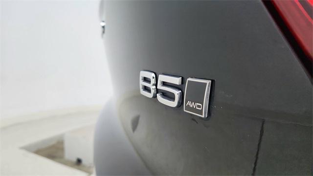 used 2024 Volvo XC40 car, priced at $28,850