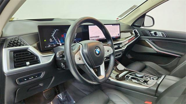 used 2024 BMW X7 car