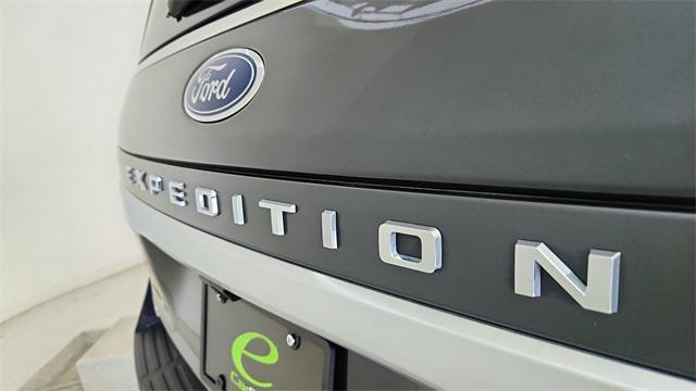 used 2022 Ford Expedition car, priced at $53,950