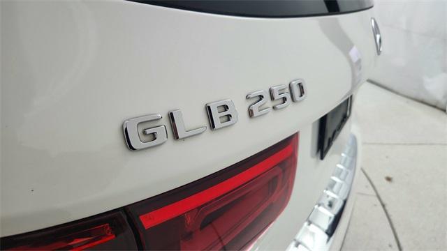 used 2023 Mercedes-Benz GLB 250 car, priced at $35,950