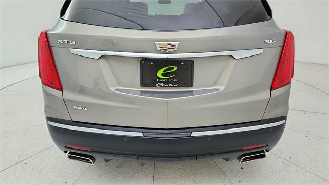 used 2019 Cadillac XT5 car, priced at $20,977