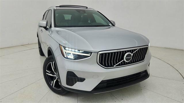 used 2025 Volvo XC40 car, priced at $28,950