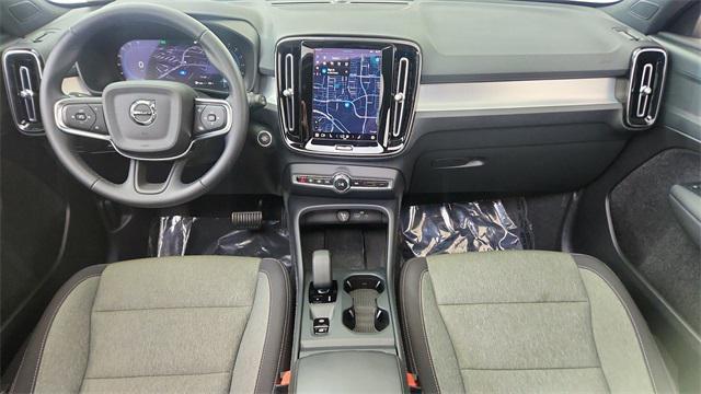 used 2025 Volvo XC40 car, priced at $28,950