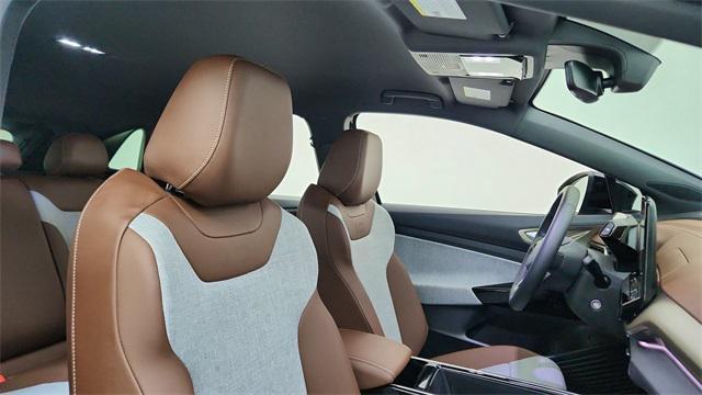 used 2024 Volkswagen ID.4 car, priced at $24,450