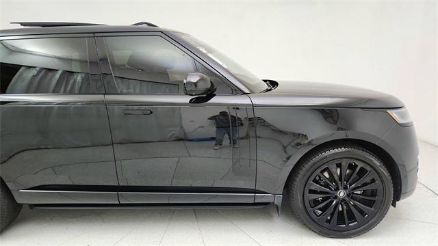 used 2023 Land Rover Range Rover car, priced at $149,950