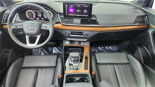 used 2024 Audi Q5 car, priced at $40,950