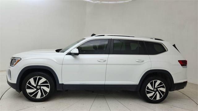 used 2024 Volkswagen Atlas car, priced at $38,950