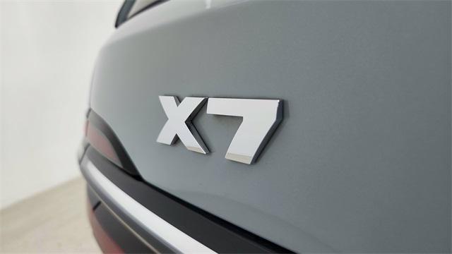 used 2023 BMW X7 car