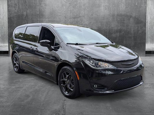 used 2020 Chrysler Pacifica car, priced at $21,995