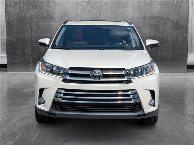 used 2018 Toyota Highlander car, priced at $22,995