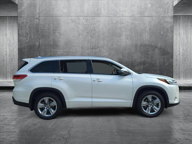 used 2018 Toyota Highlander car, priced at $19,995