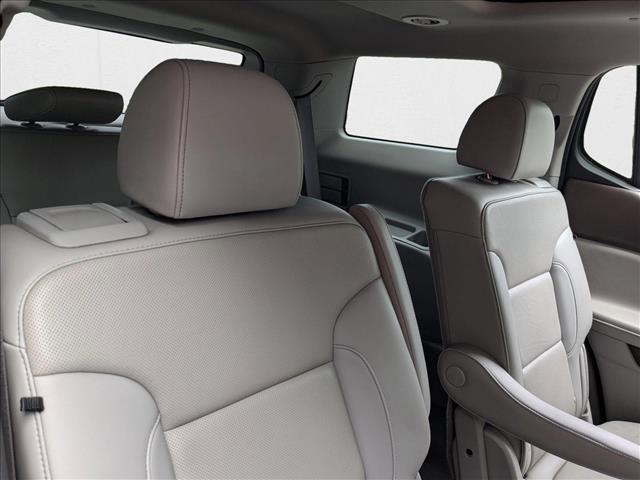 used 2022 GMC Acadia car, priced at $24,988