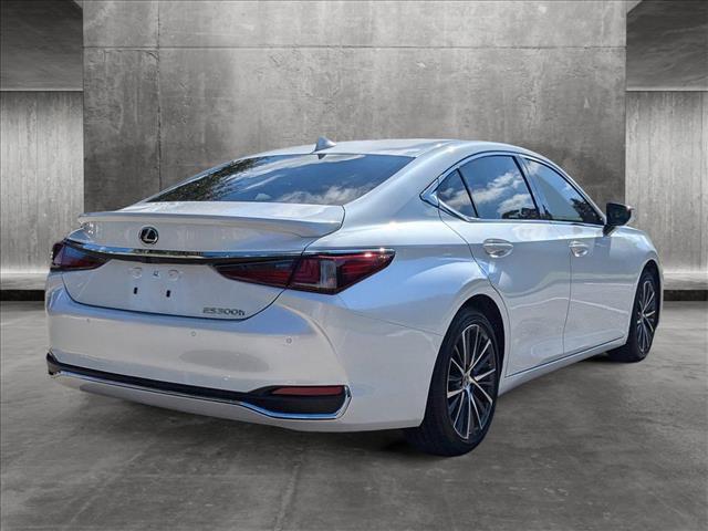 new 2025 Lexus ES 300h car, priced at $51,169