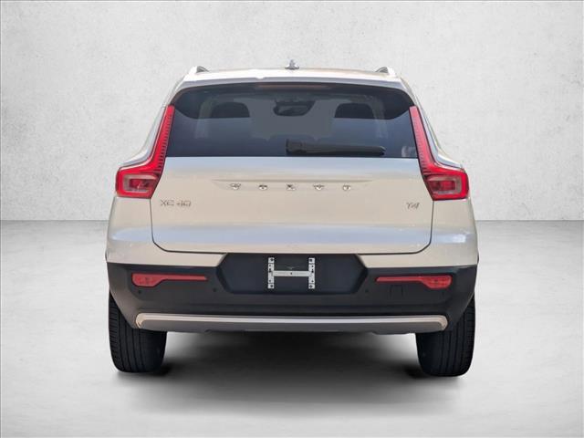 used 2022 Volvo XC40 car, priced at $26,995