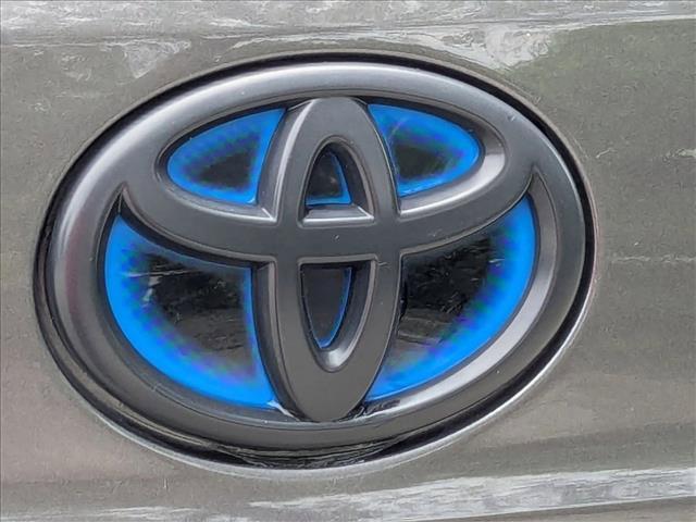 used 2021 Toyota Highlander Hybrid car, priced at $28,988