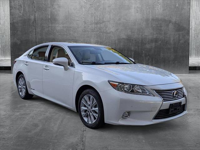 used 2015 Lexus ES 300h car, priced at $15,995