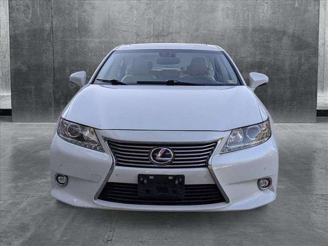 used 2015 Lexus ES 300h car, priced at $15,995