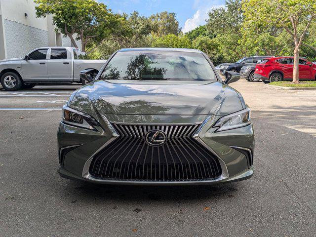 used 2020 Lexus ES 350 car, priced at $27,995