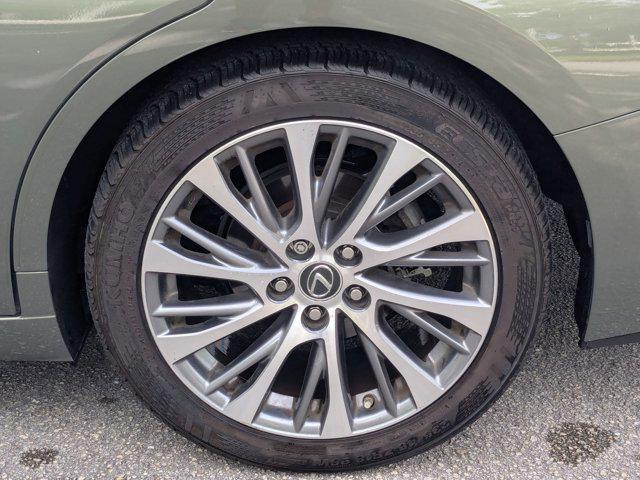used 2020 Lexus ES 350 car, priced at $27,995