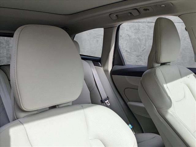 used 2023 Volvo XC60 car, priced at $28,995