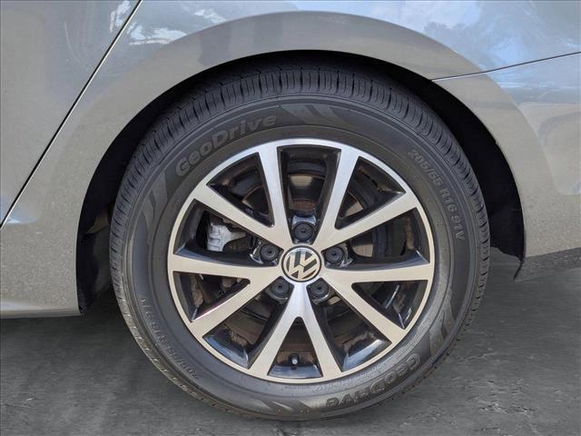 used 2017 Volkswagen Jetta car, priced at $13,495