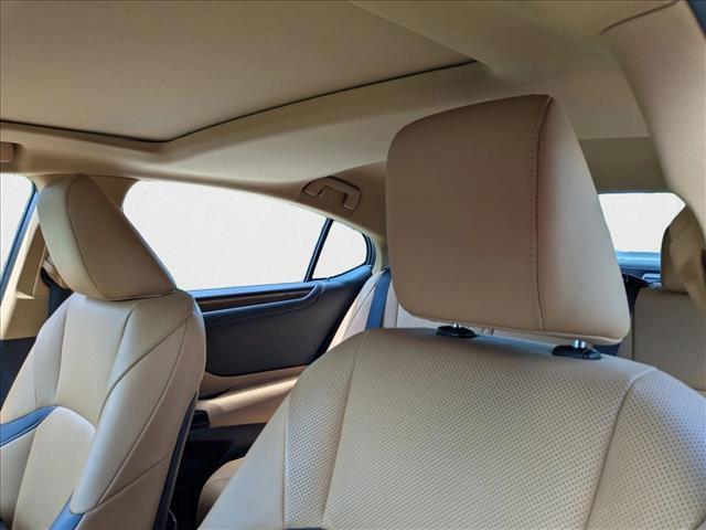 used 2022 Lexus ES 350 car, priced at $29,115