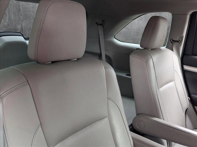 used 2015 Toyota Highlander car, priced at $17,995