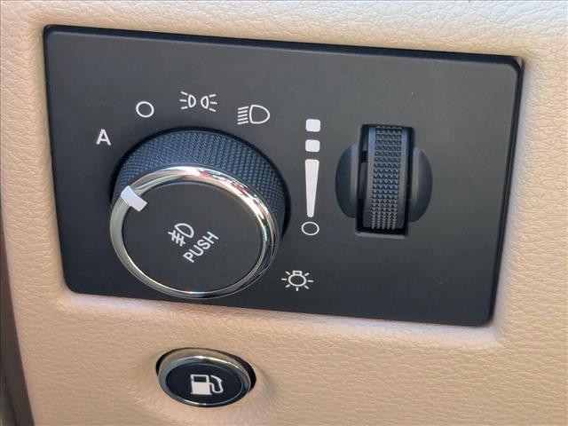 used 2017 Jeep Grand Cherokee car, priced at $11,495
