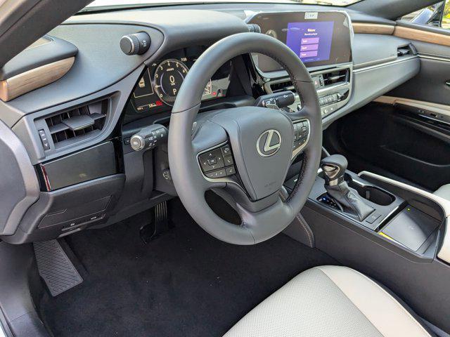 new 2025 Lexus ES 350 car, priced at $48,044