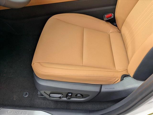 new 2025 Lexus NX 250 car, priced at $40,823