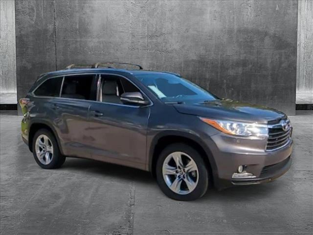 used 2016 Toyota Highlander car, priced at $16,855