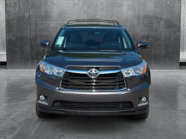 used 2016 Toyota Highlander car, priced at $18,495