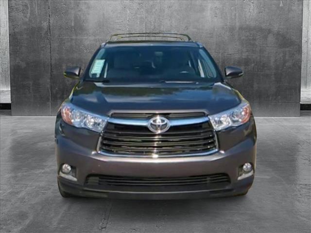 used 2016 Toyota Highlander car, priced at $15,995
