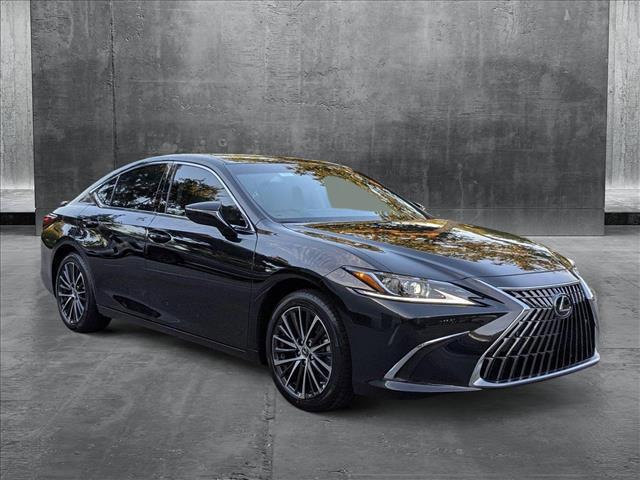 new 2025 Lexus ES 300h car, priced at $47,452
