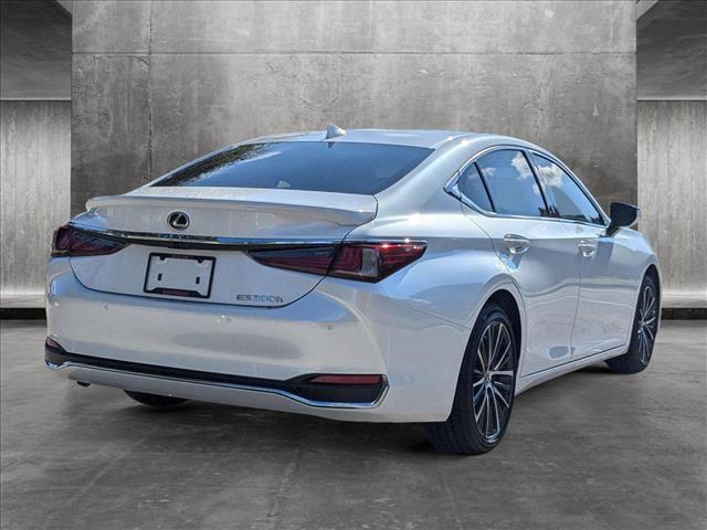 new 2025 Lexus ES 300h car, priced at $50,794