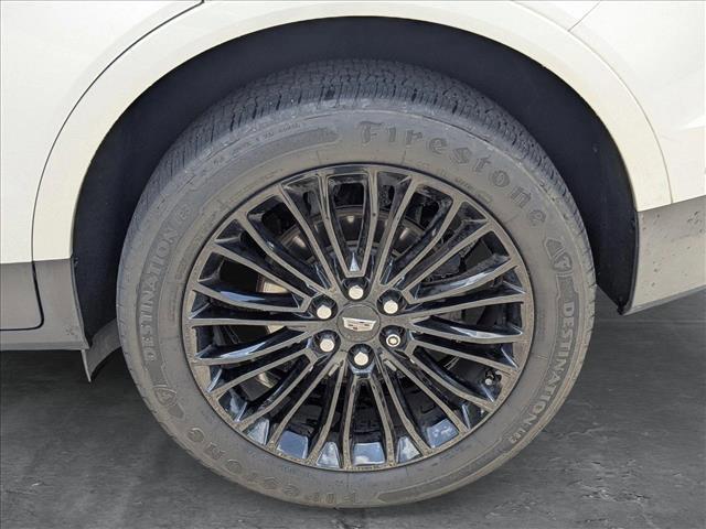 used 2017 Cadillac XT5 car, priced at $15,995