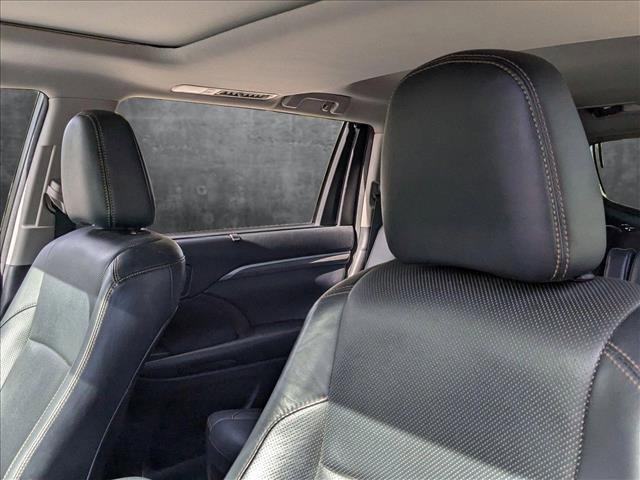 used 2018 Toyota Highlander car, priced at $23,995