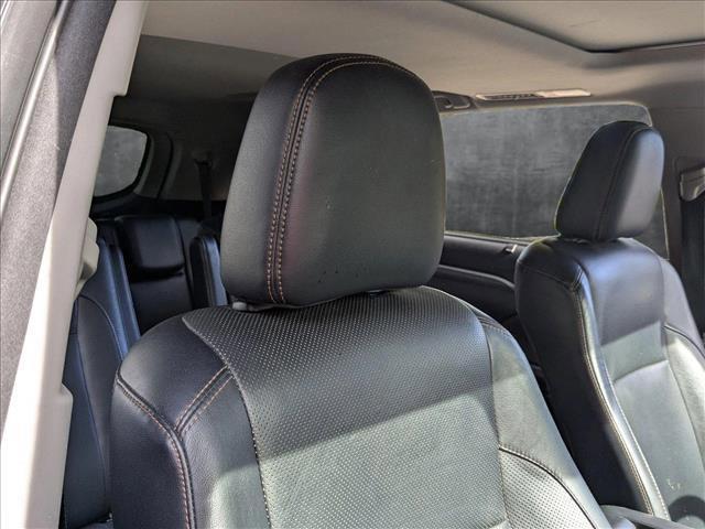 used 2018 Toyota Highlander car, priced at $23,995