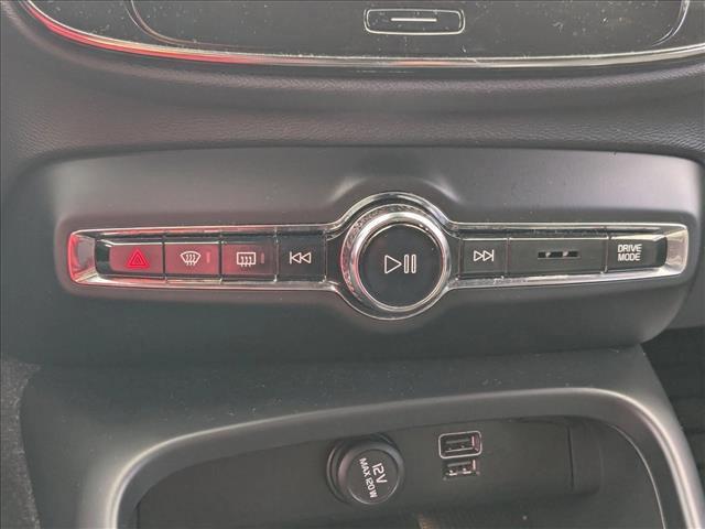 used 2020 Volvo XC40 car, priced at $20,995