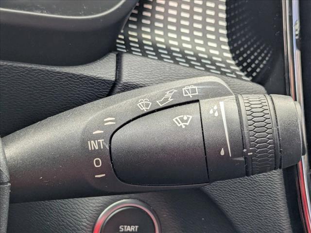 used 2020 Volvo XC40 car, priced at $20,995