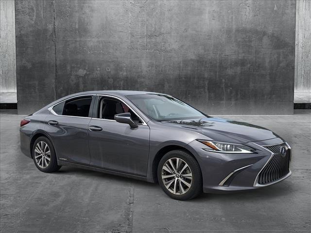 used 2020 Lexus ES 300h car, priced at $32,495