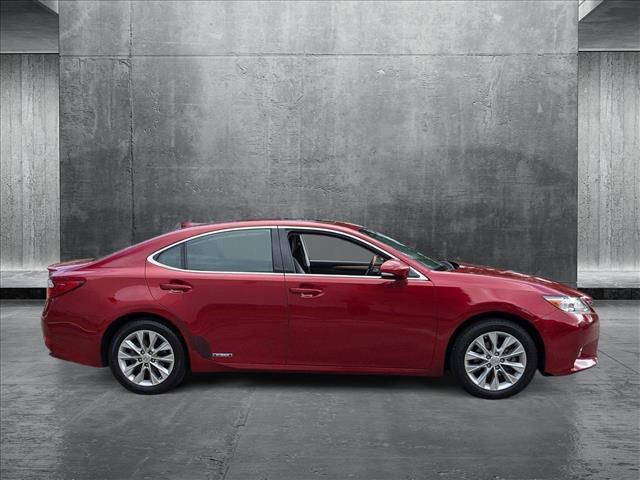 used 2015 Lexus ES 300h car, priced at $18,995