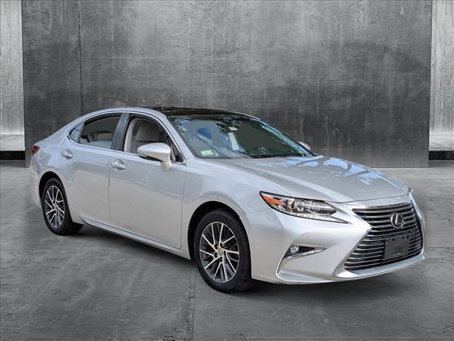 used 2018 Lexus ES 350 car, priced at $22,472