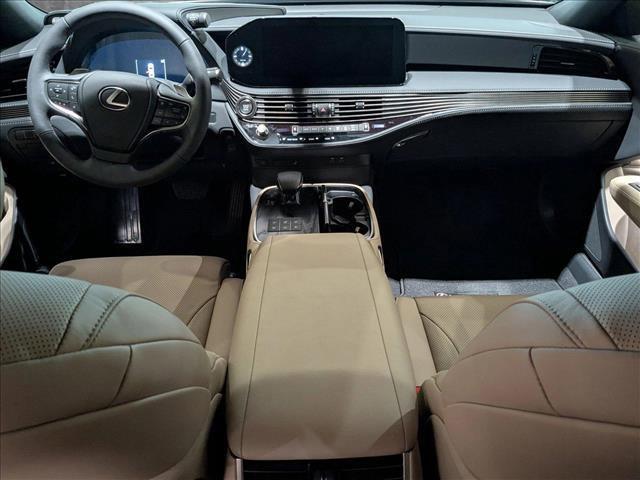 new 2025 Lexus LS 500 car, priced at $83,118